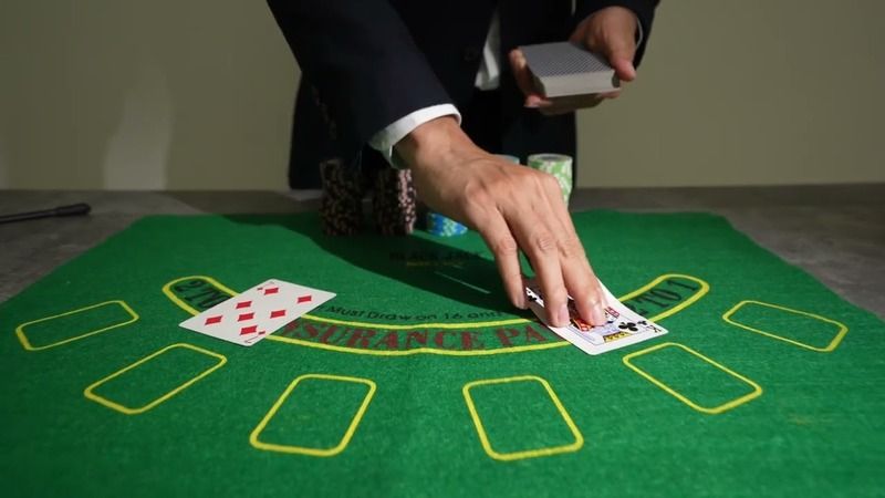 Lý do gì mà cách xào bài gian lận lại được người chơi quan tâm?